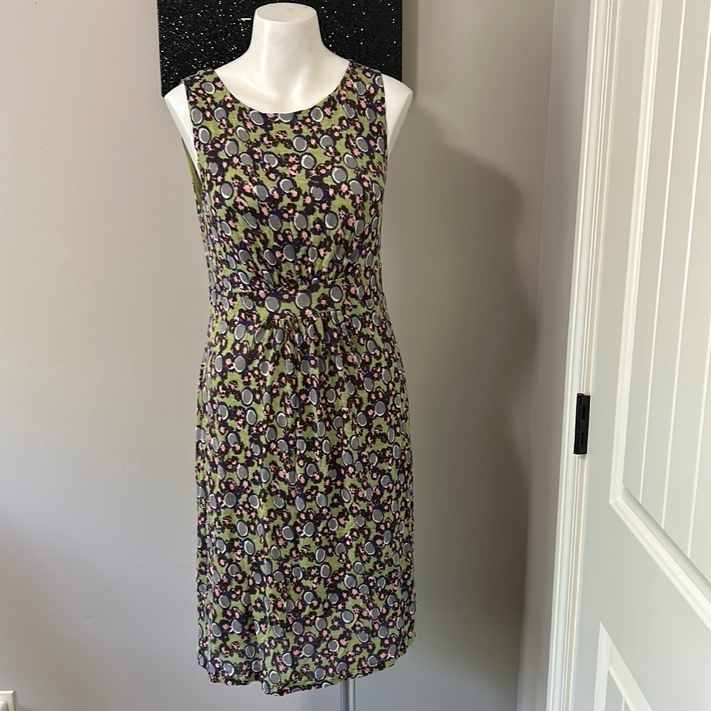 Boden Purple Lime Green Floral Print
Colorful Midi Dress Sz 8